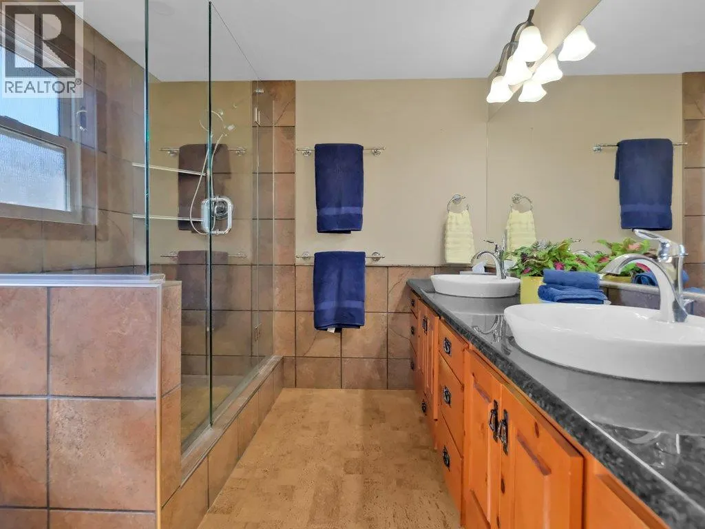 6475 Blue Jay Road