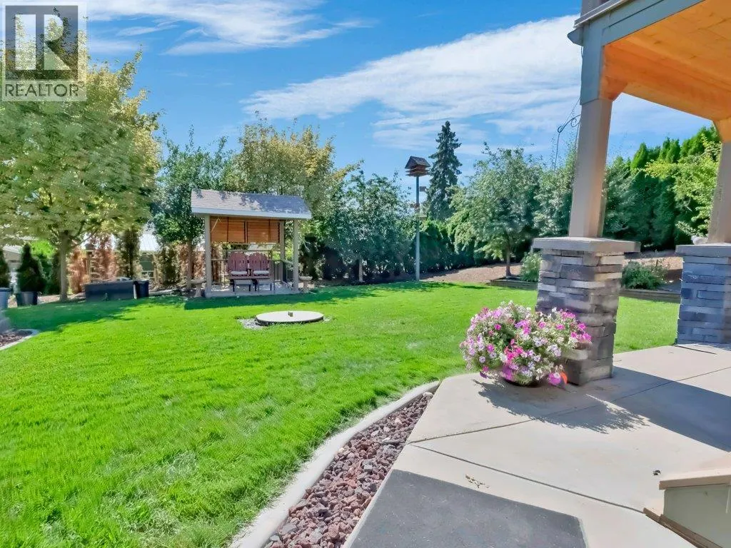 6475 Blue Jay Road