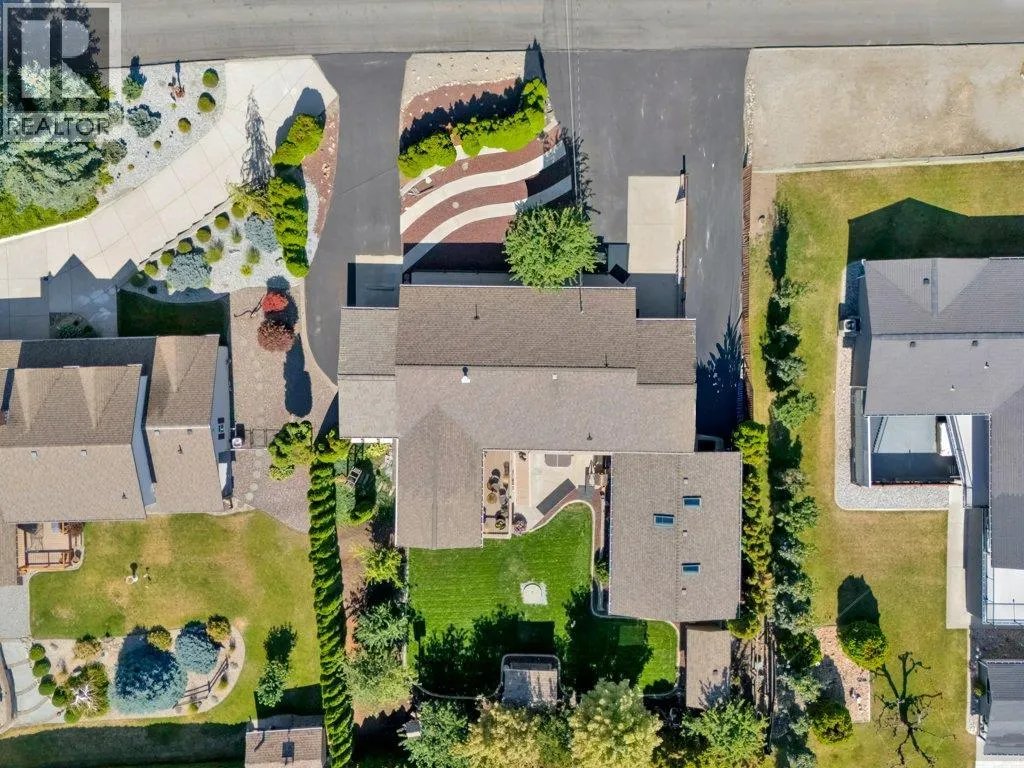 6475 Blue Jay Road