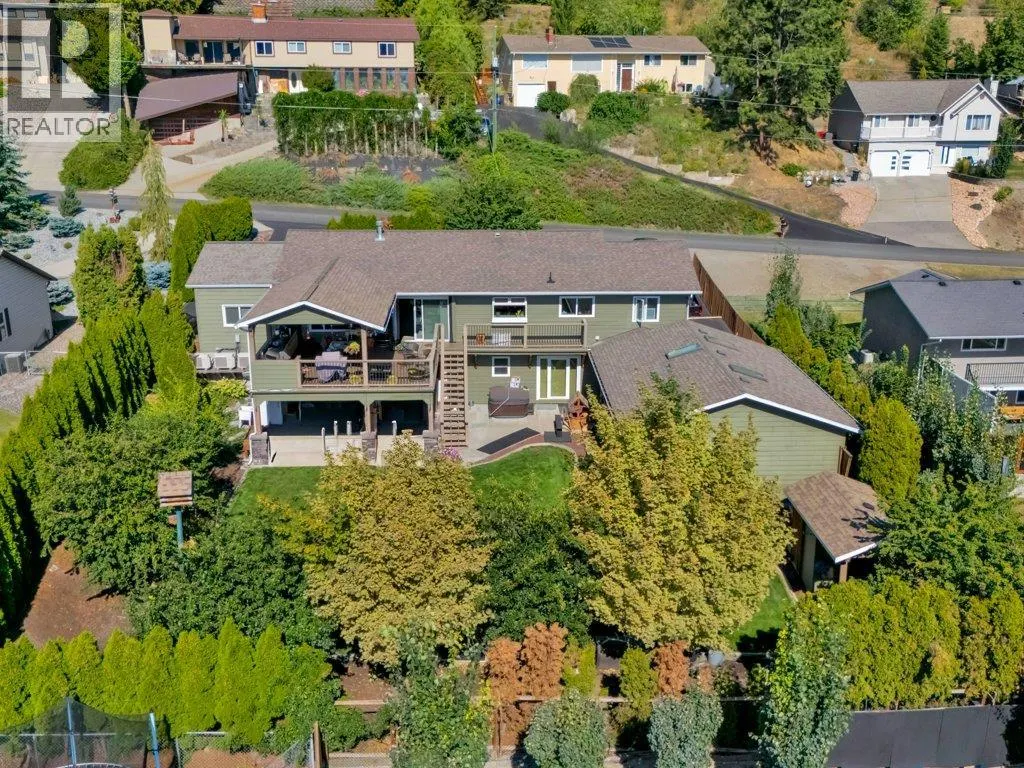6475 Blue Jay Road
