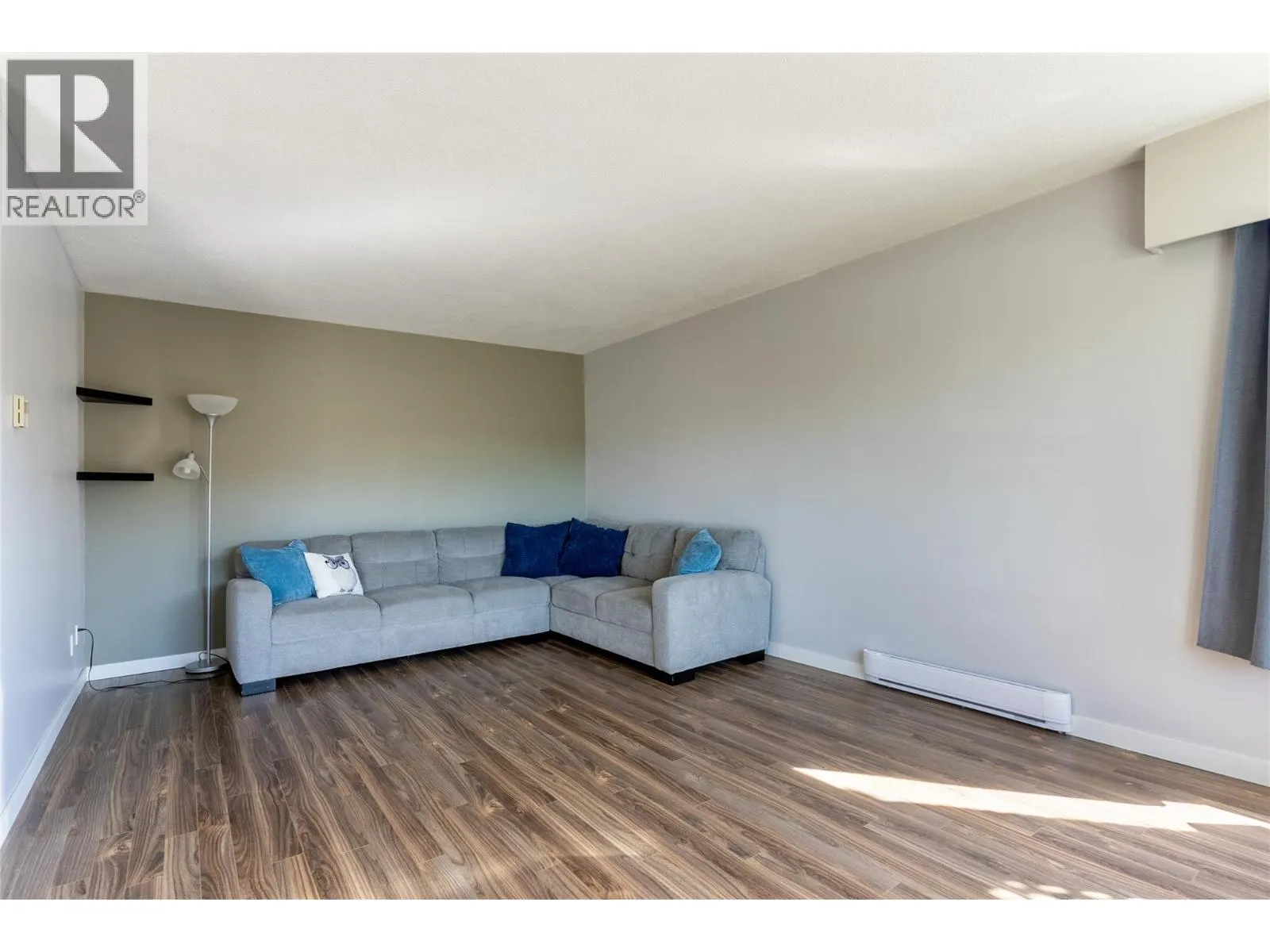 1200 Parke Road Unit# 5