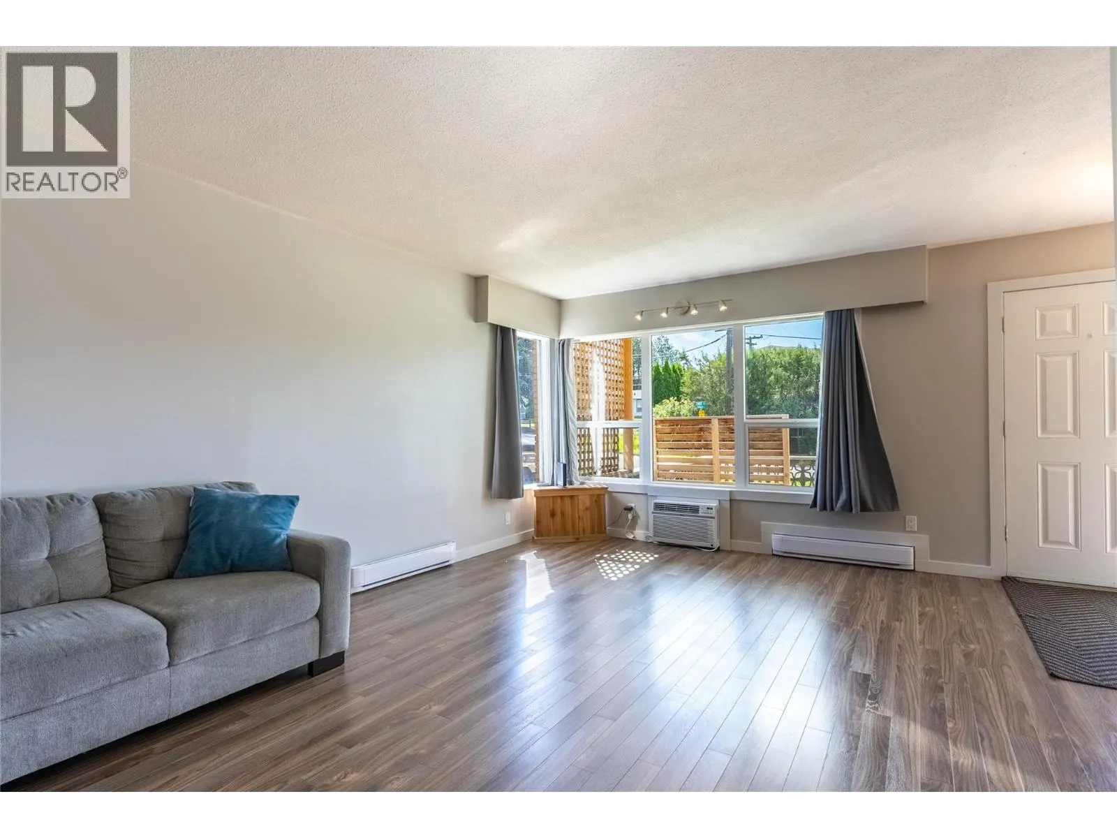 1200 Parke Road Unit# 5
