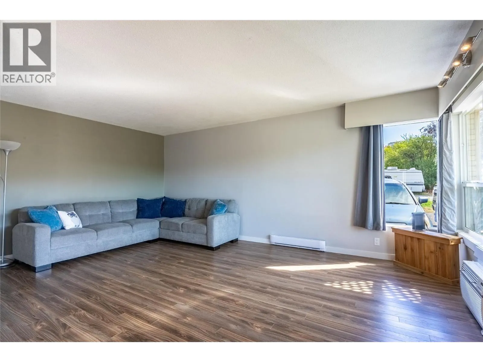 1200 Parke Road Unit# 5