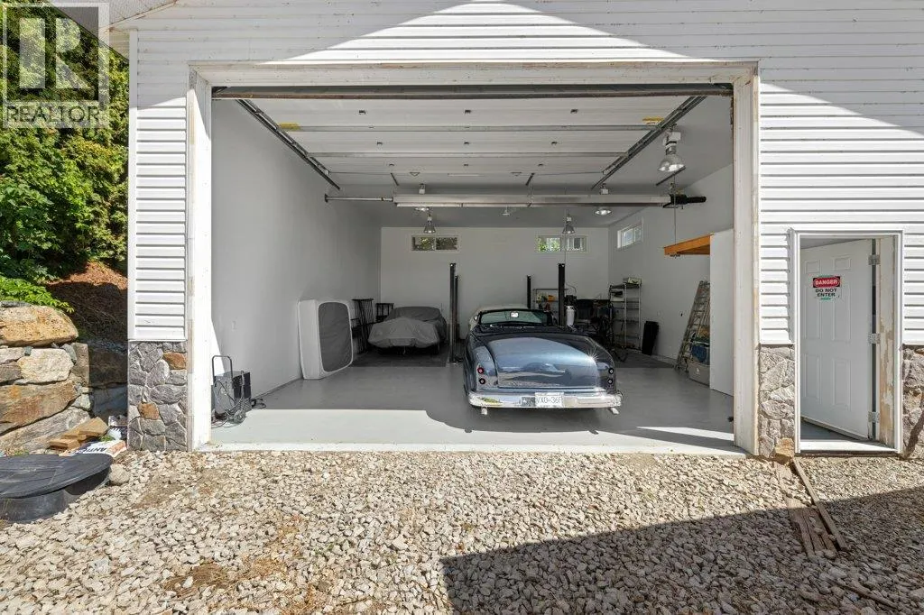 2387 Campbell Road