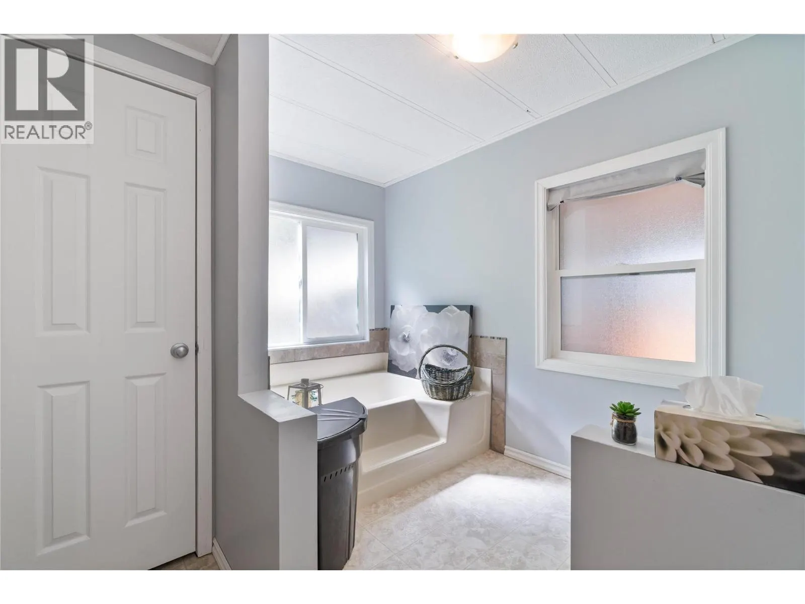 1361 30 Street SE Unit# 16
