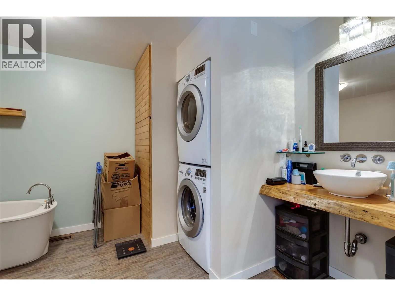 2095 Boucherie Road Unit# 15