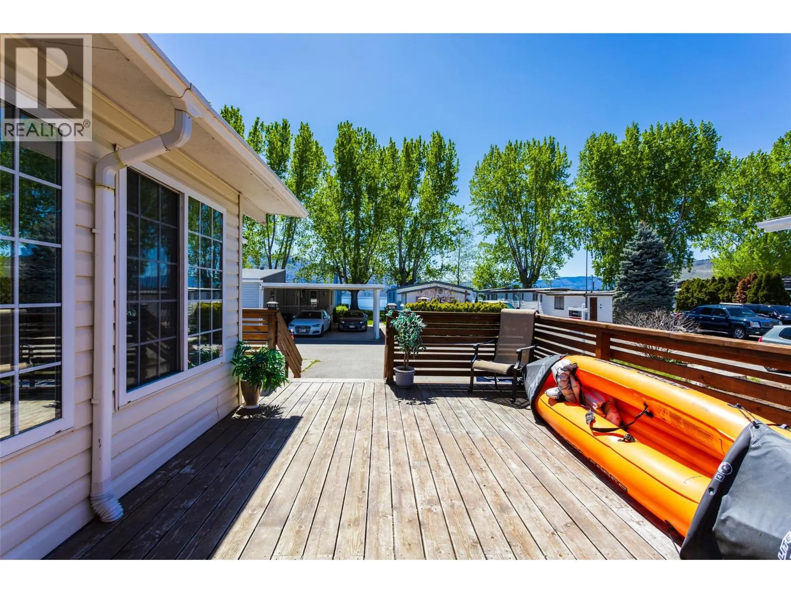 2095 Boucherie Road Unit# 15