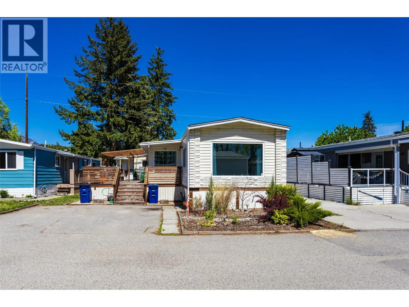 2095 Boucherie Road Unit# 15