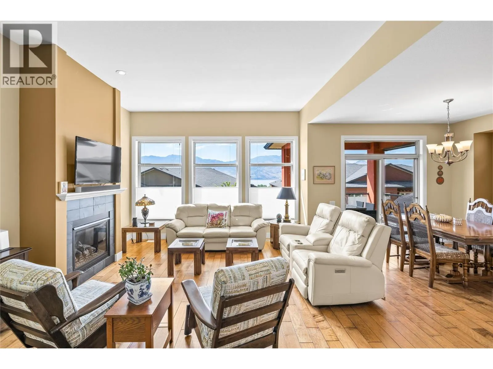 2194 Alvarado Trail