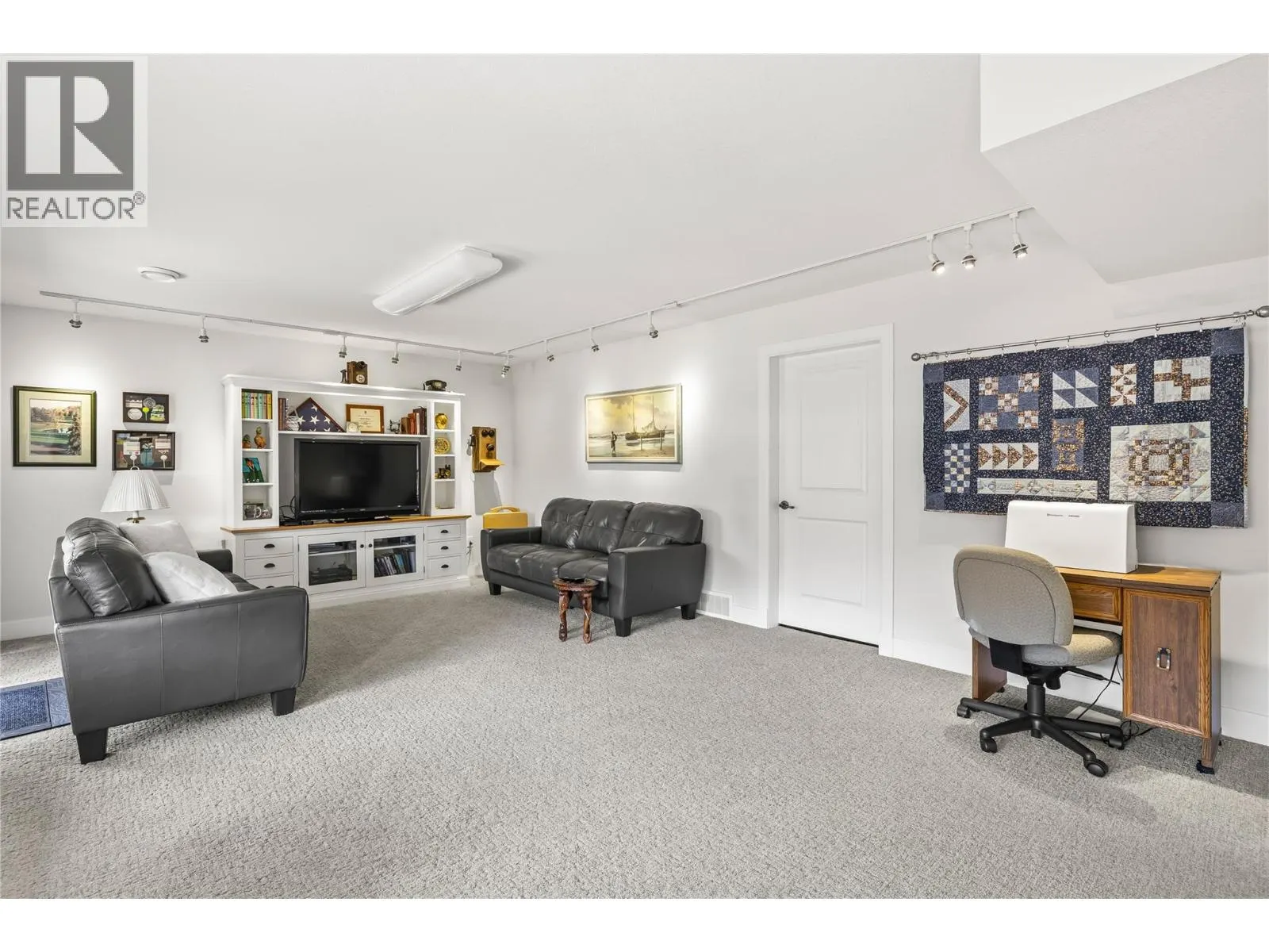 2194 Alvarado Trail