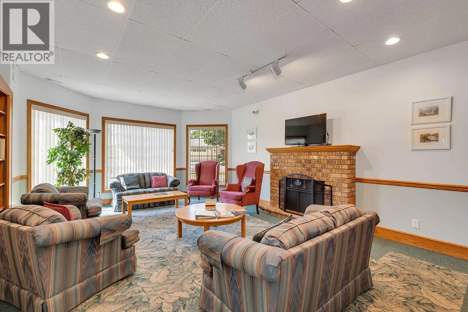 615 Glenmeadows Road Unit# 75