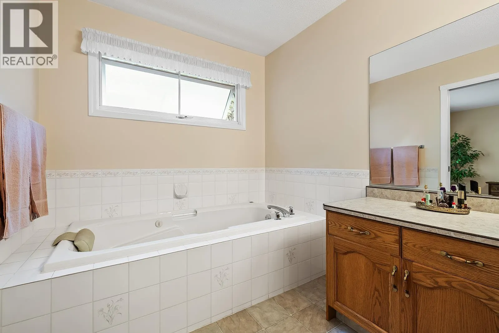 615 Glenmeadows Road Unit# 75