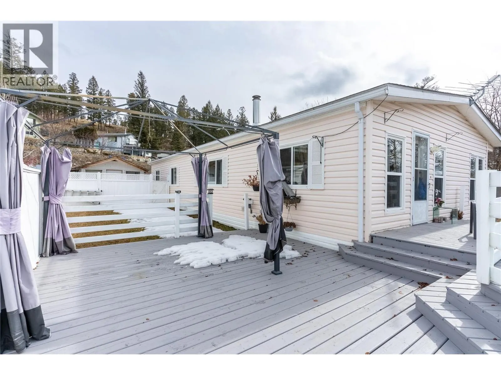 6 Jasper Drive