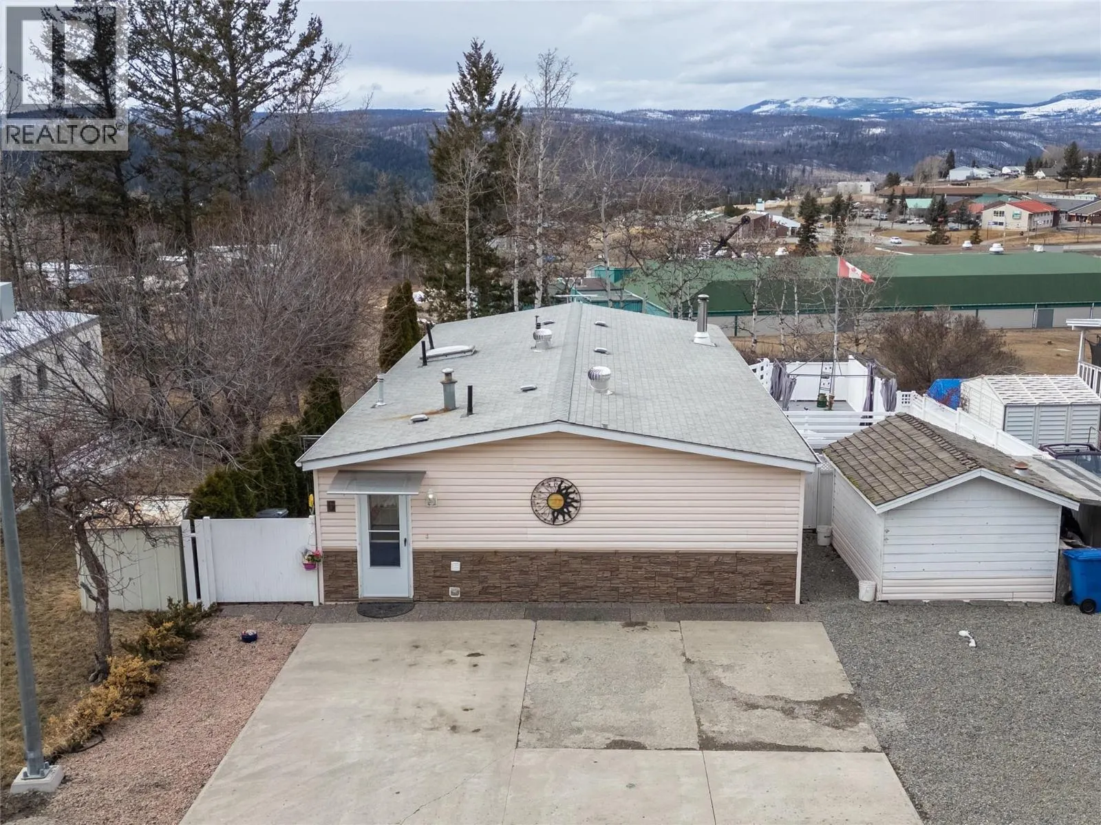 6 Jasper Drive