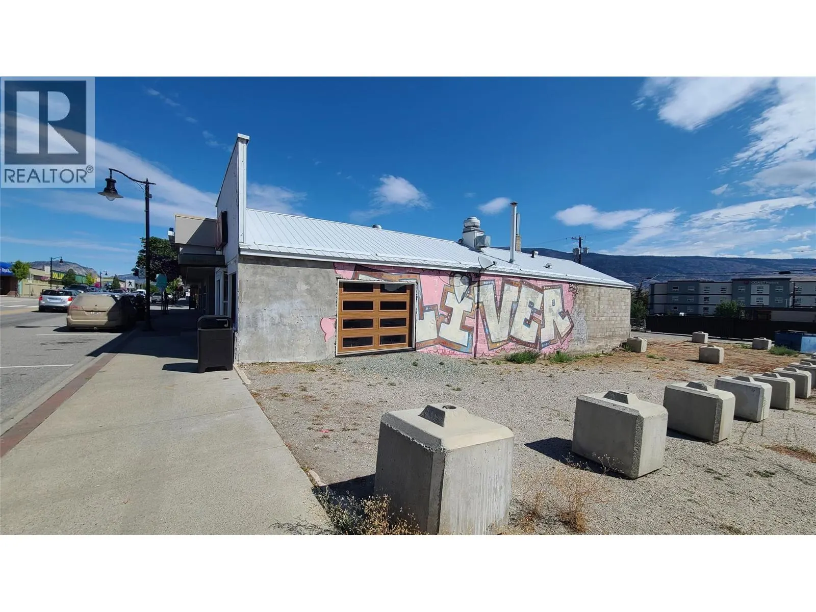 6271 Main Street