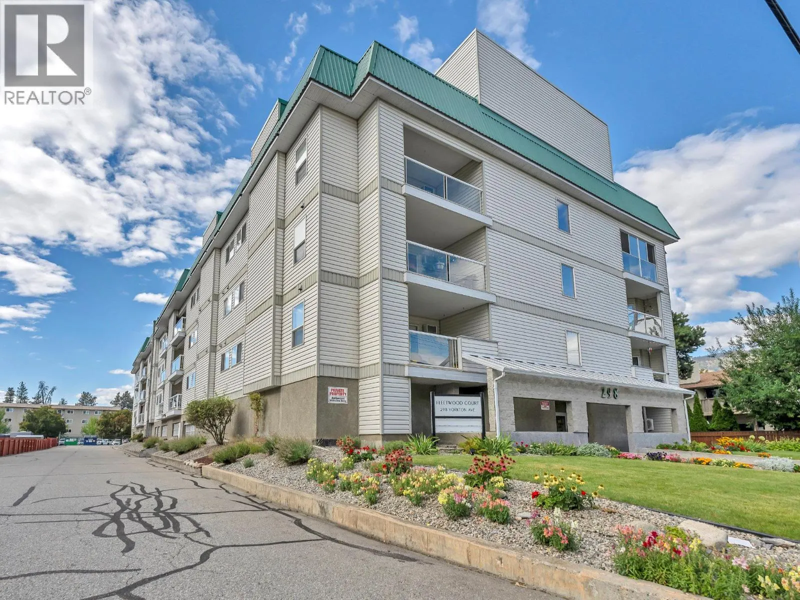 298 YORKTON Avenue Unit# 202