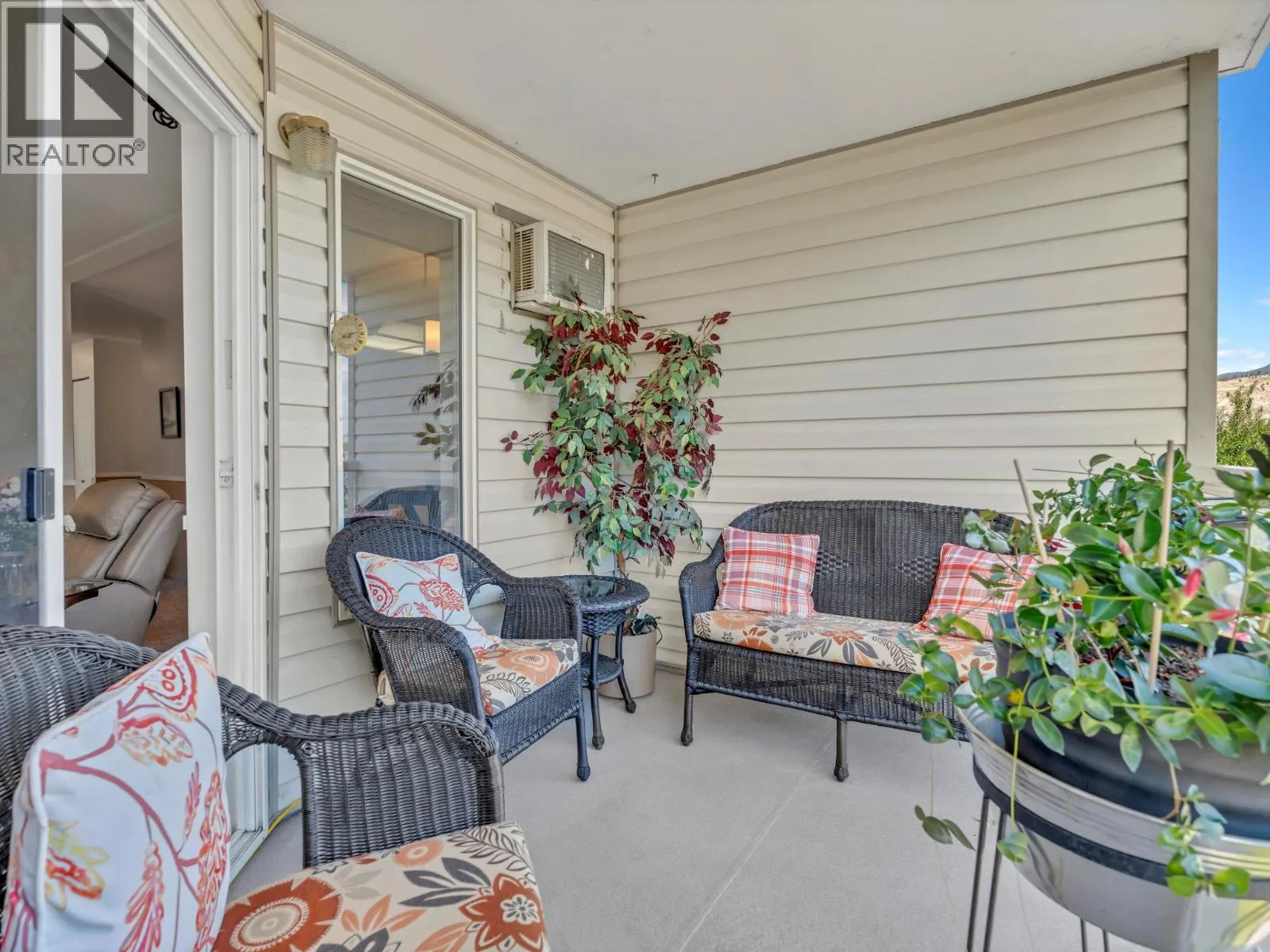 298 YORKTON Avenue Unit# 202