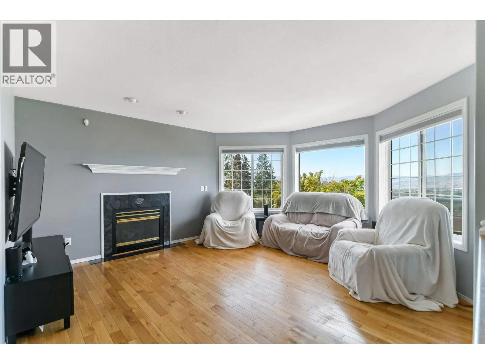 877 Toovey Road