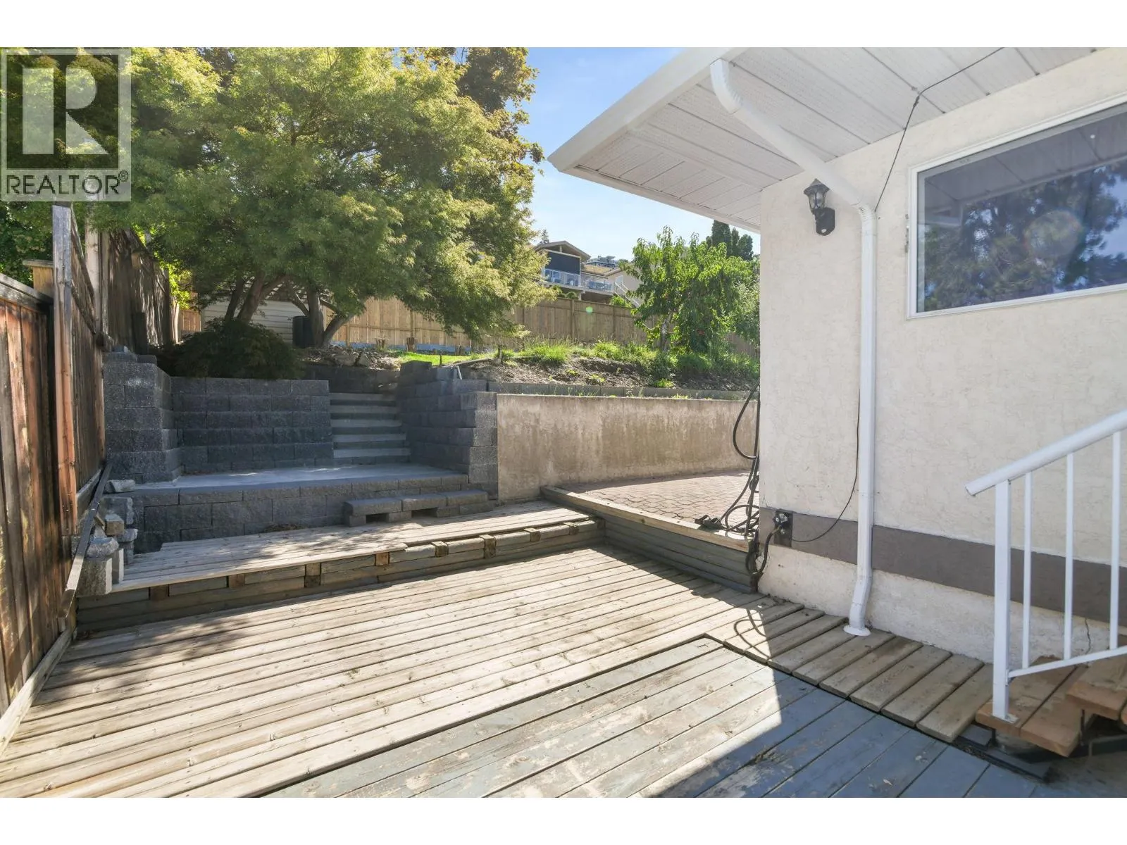 877 Toovey Road