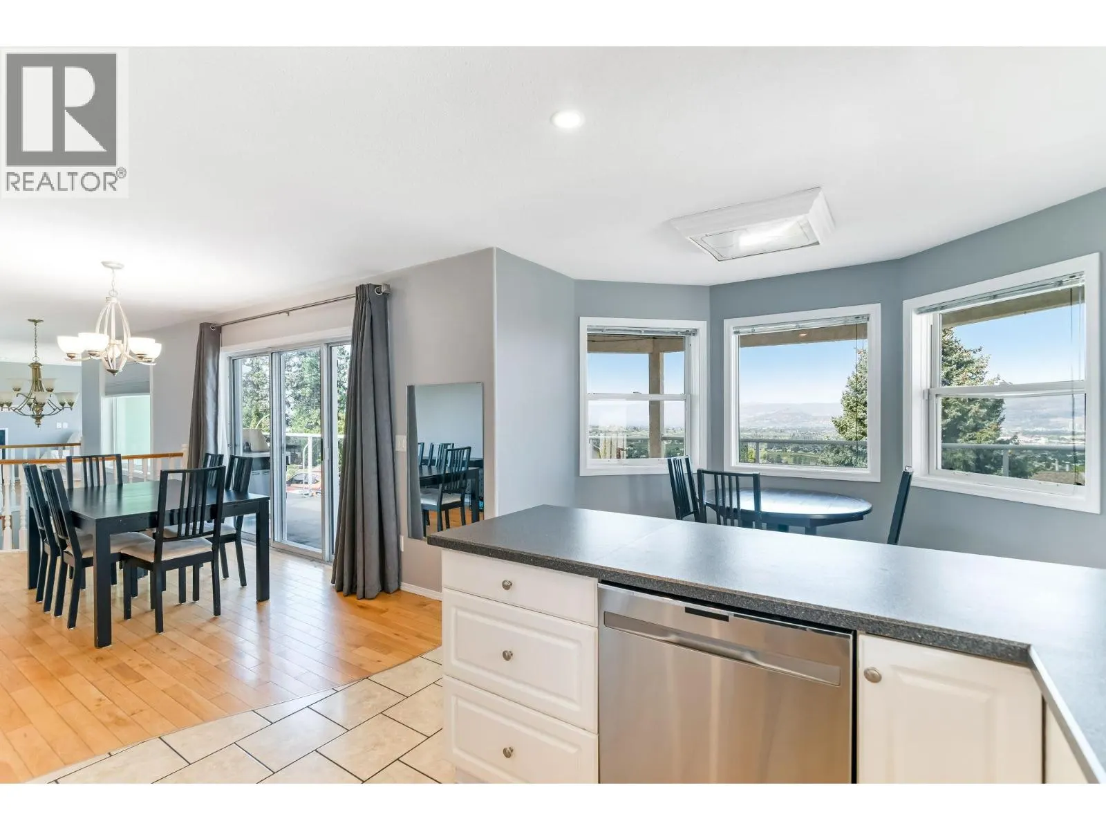 877 Toovey Road