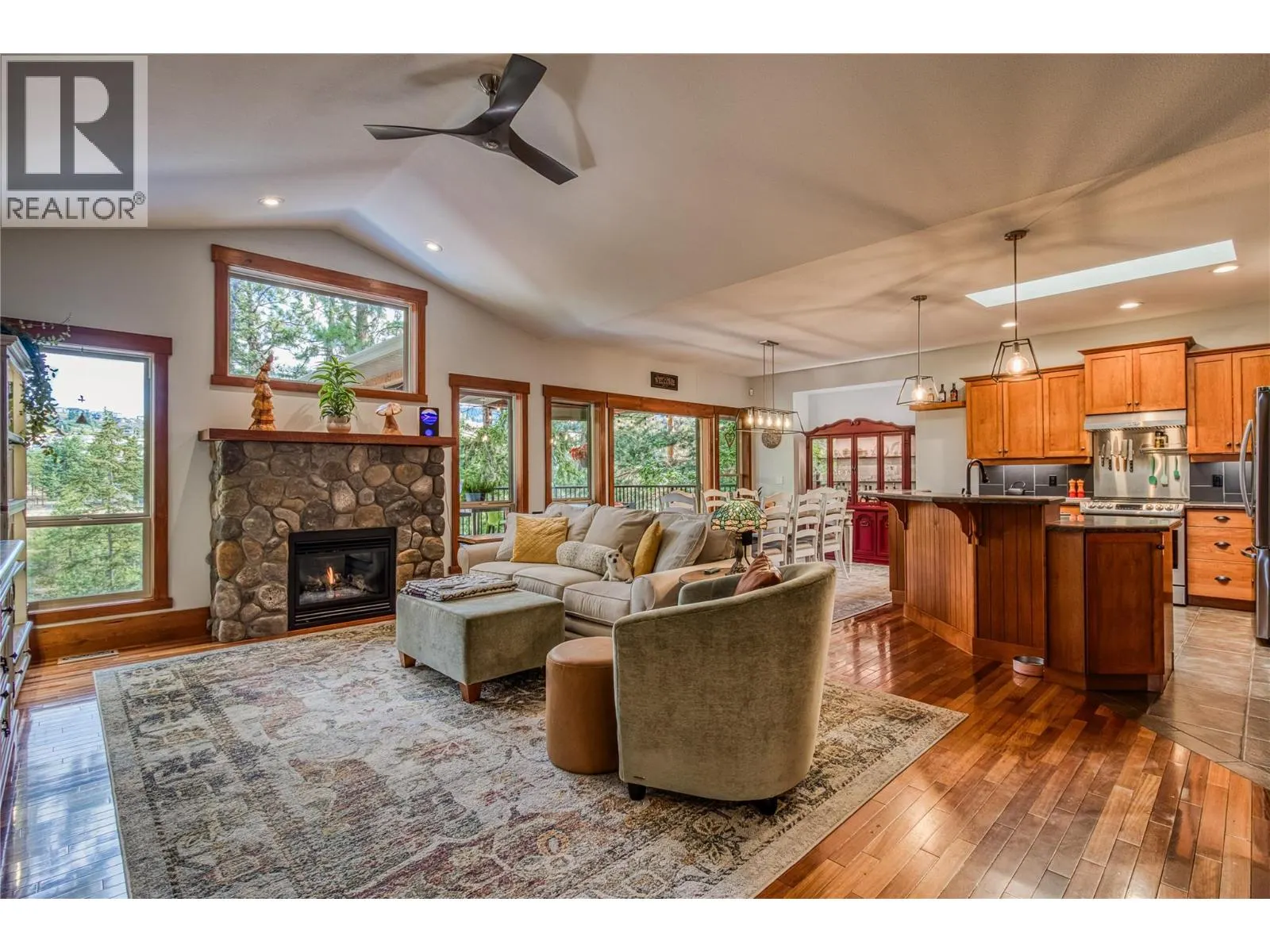 1604 Kloppenburg Road