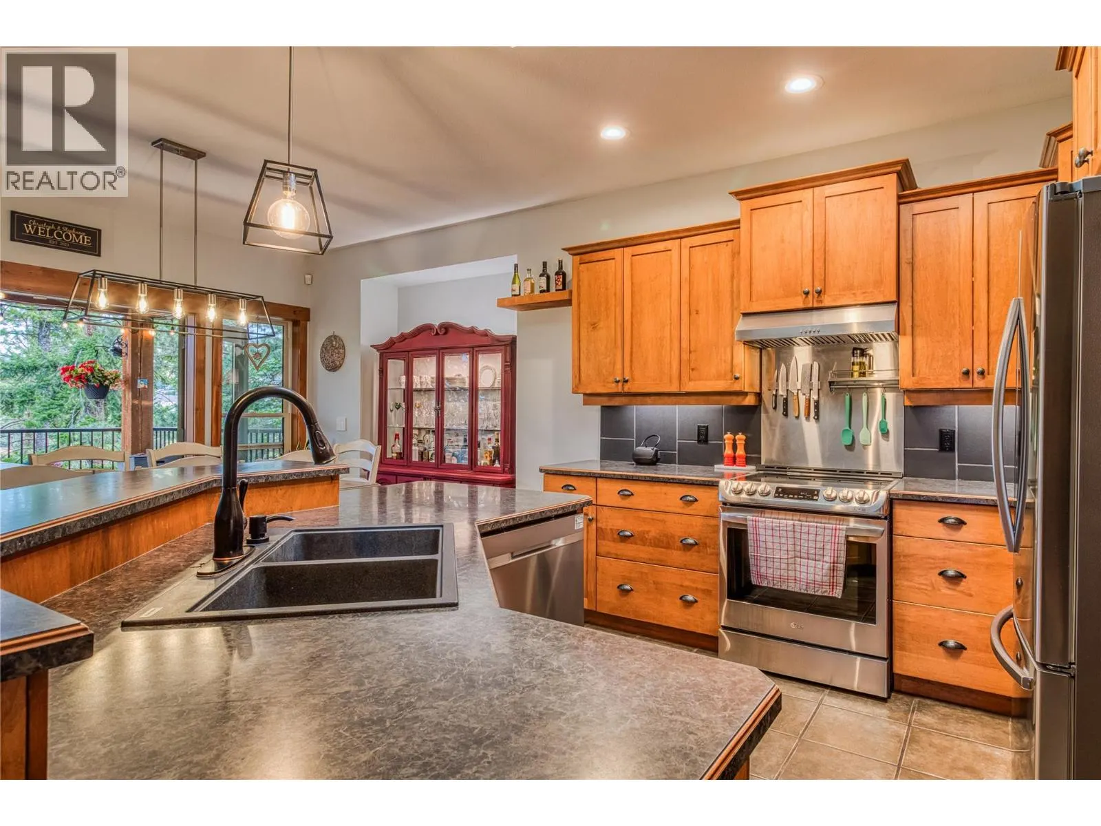 1604 Kloppenburg Road