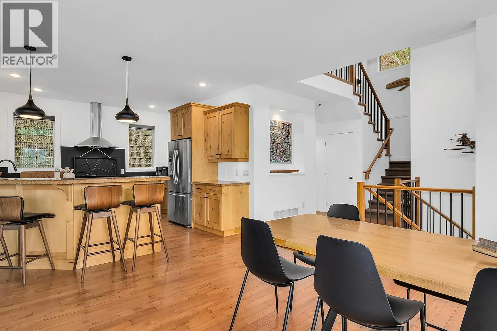 159 Clifton Road N