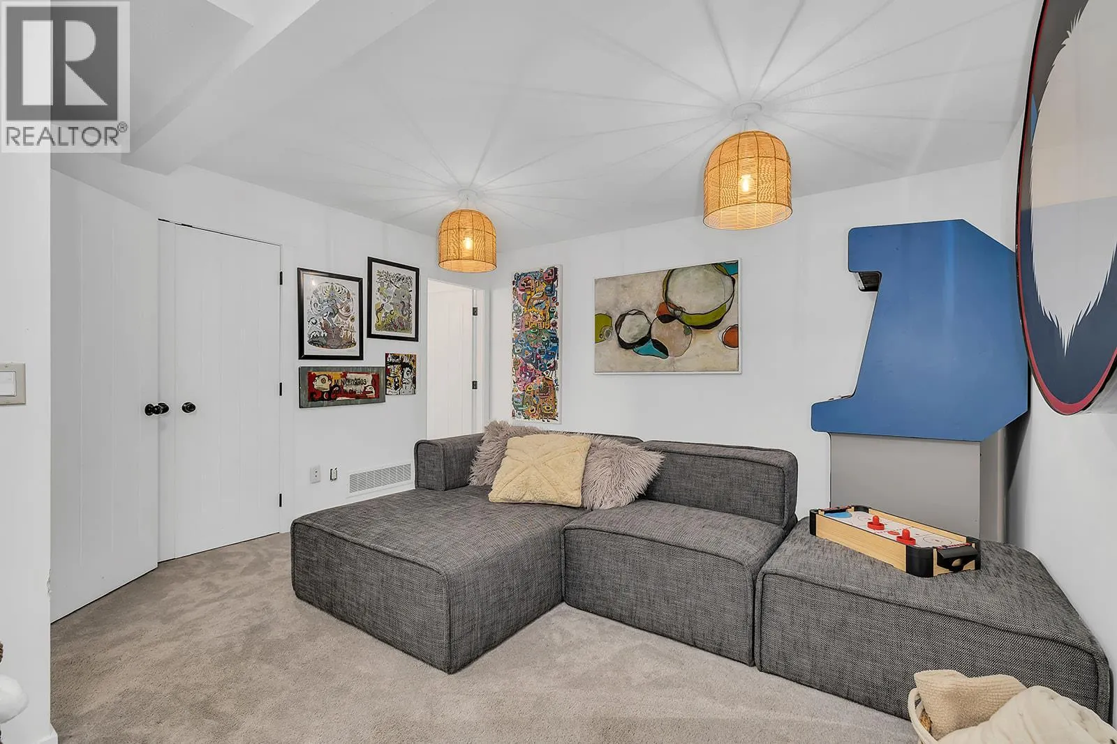 159 Clifton Road N