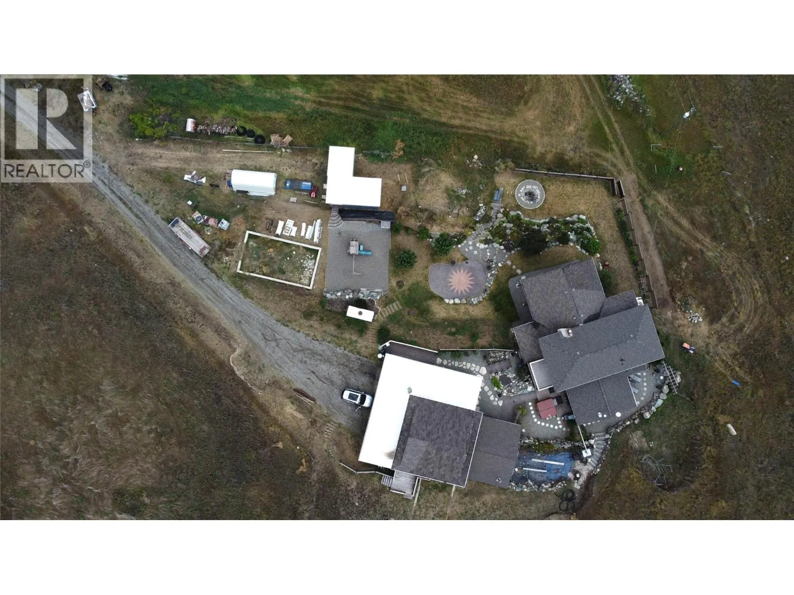 4425 Strawberry Heights Road