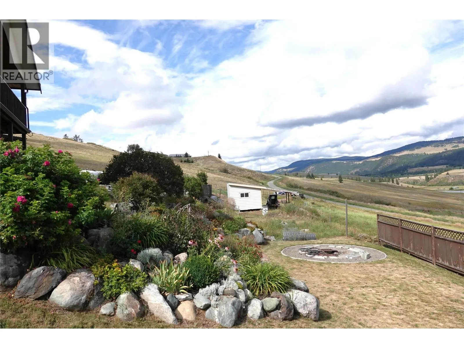 4425 Strawberry Heights Road