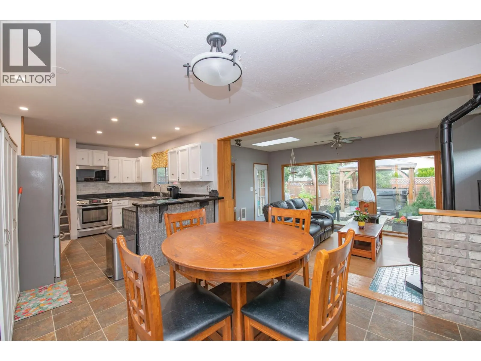 1390 Cornwall Road