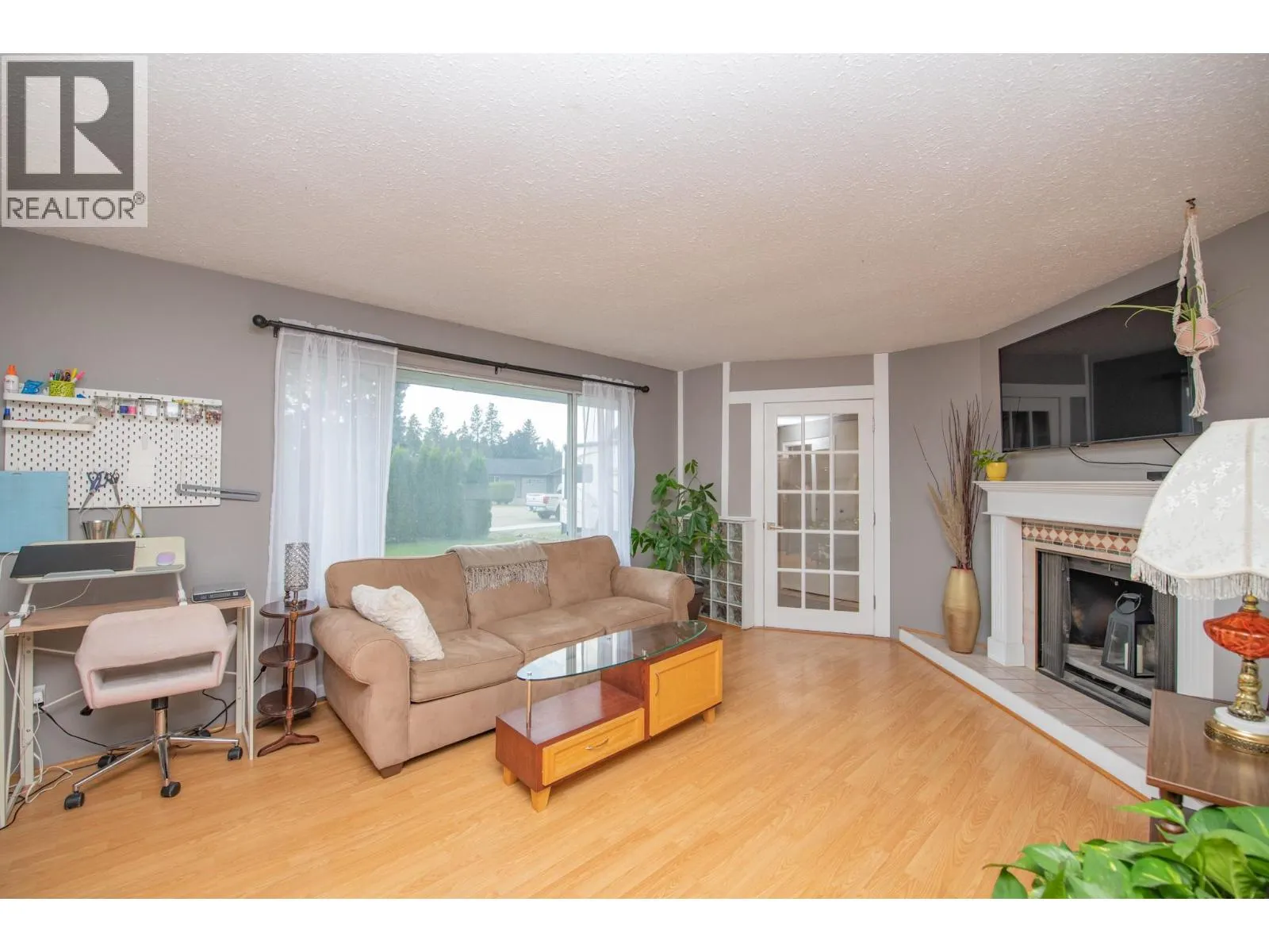 1390 Cornwall Road