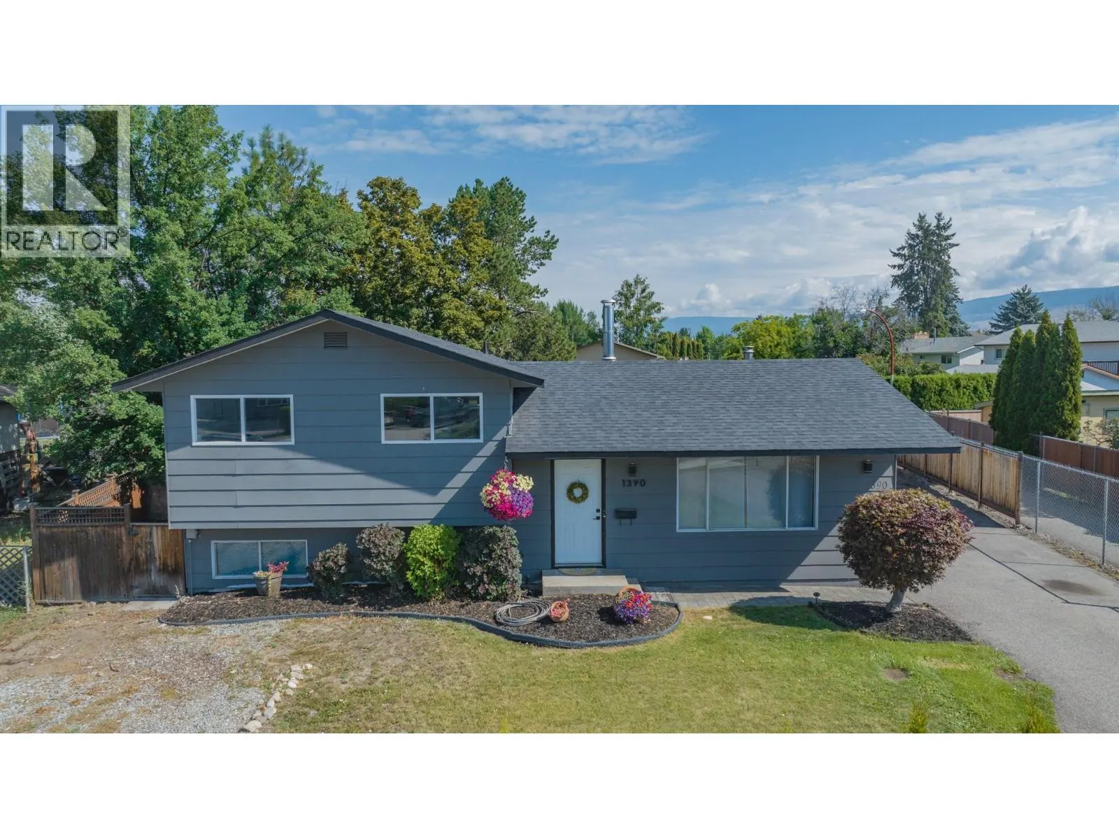 1390 Cornwall Road