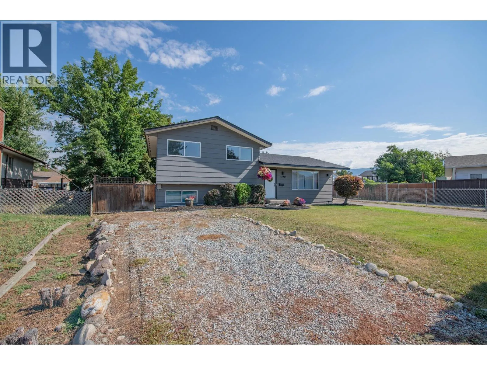 1390 Cornwall Road
