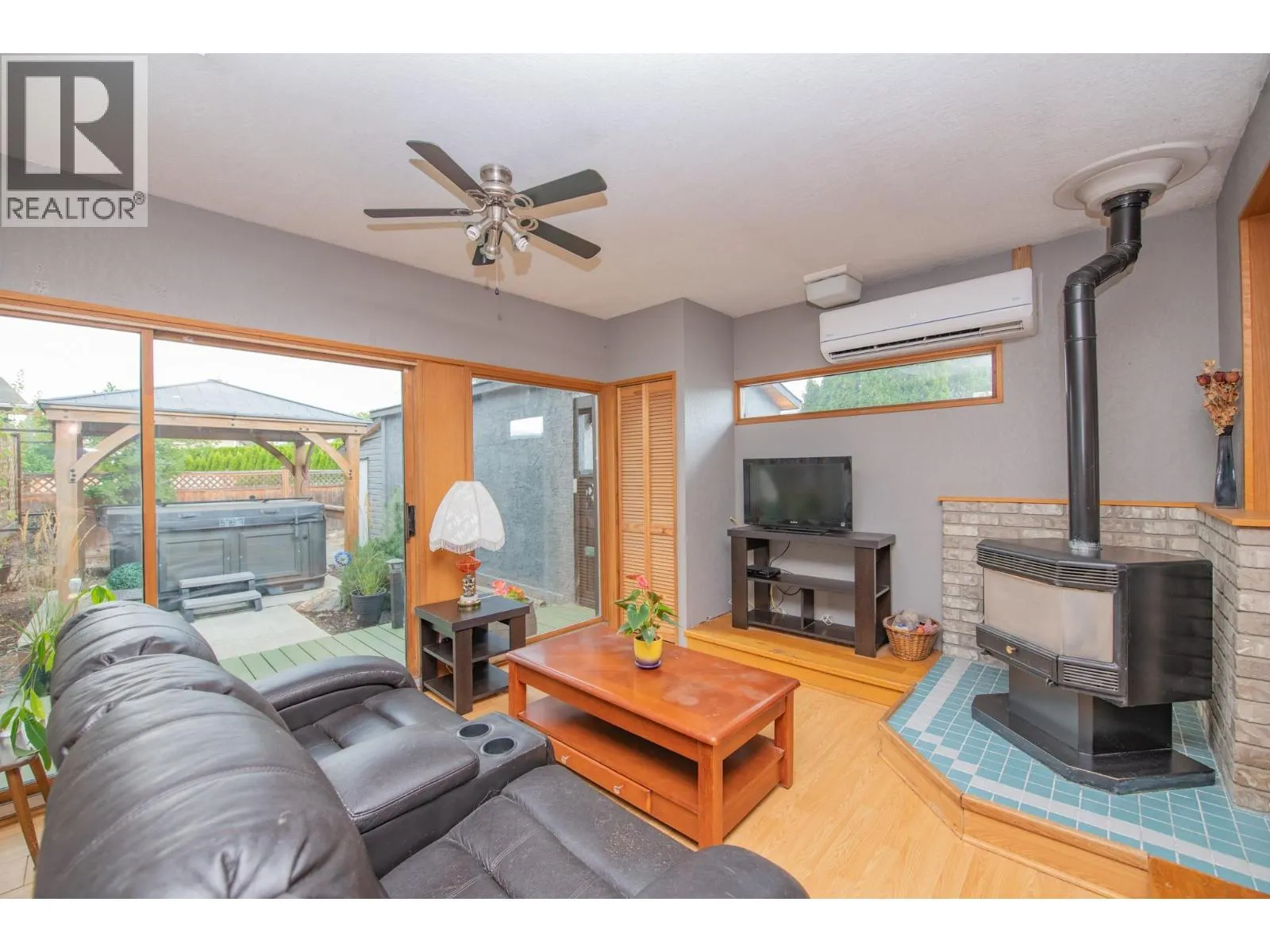 1390 Cornwall Road