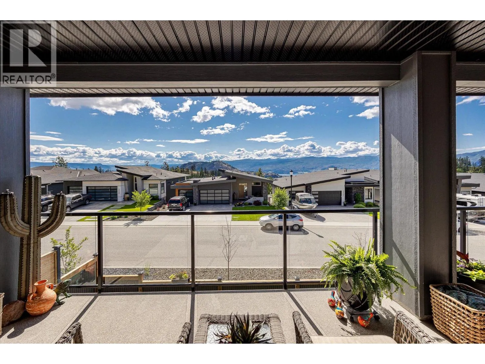 2492 Tallus Heights Lane