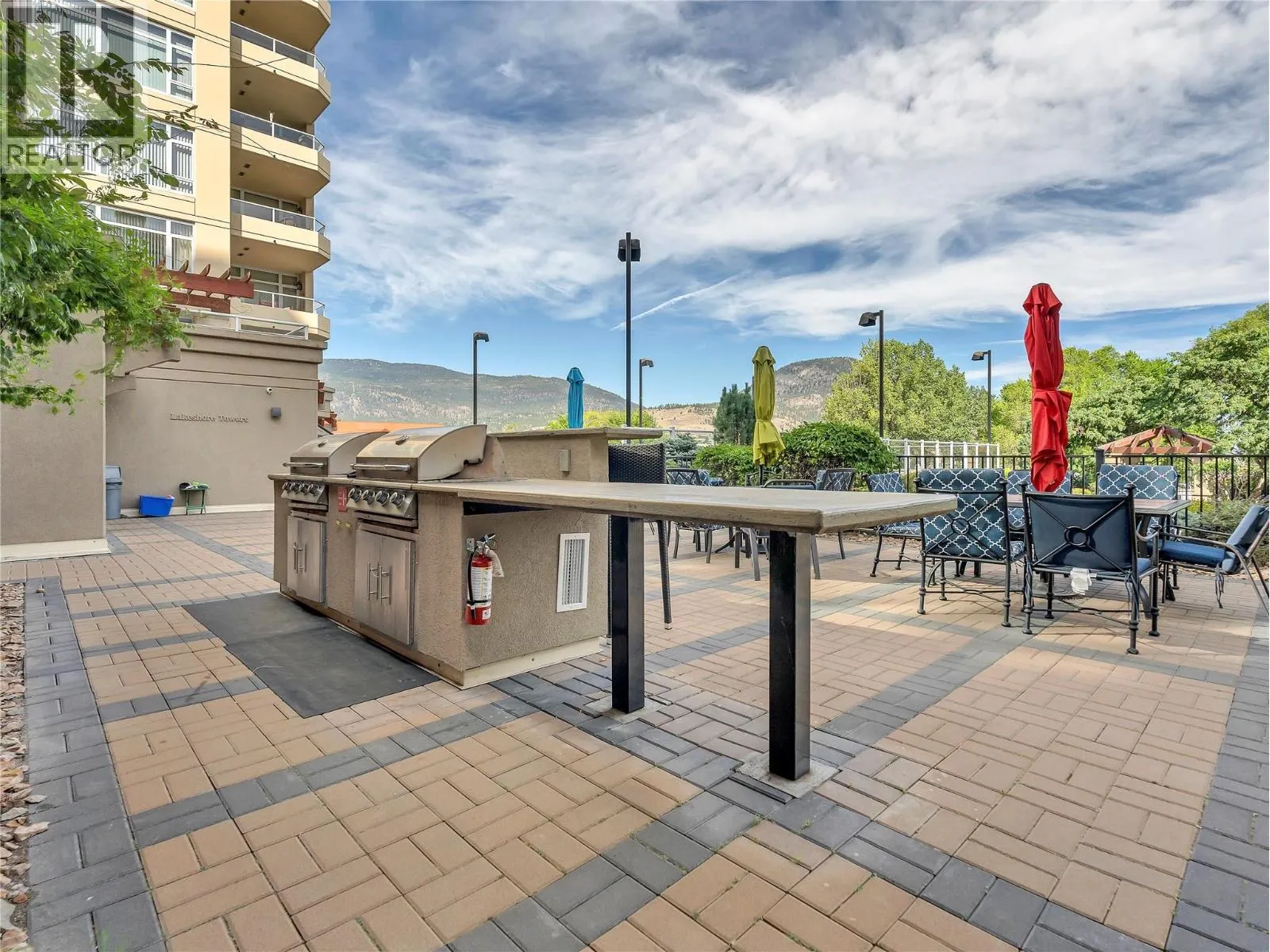100 LAKESHORE Drive W Unit# 111
