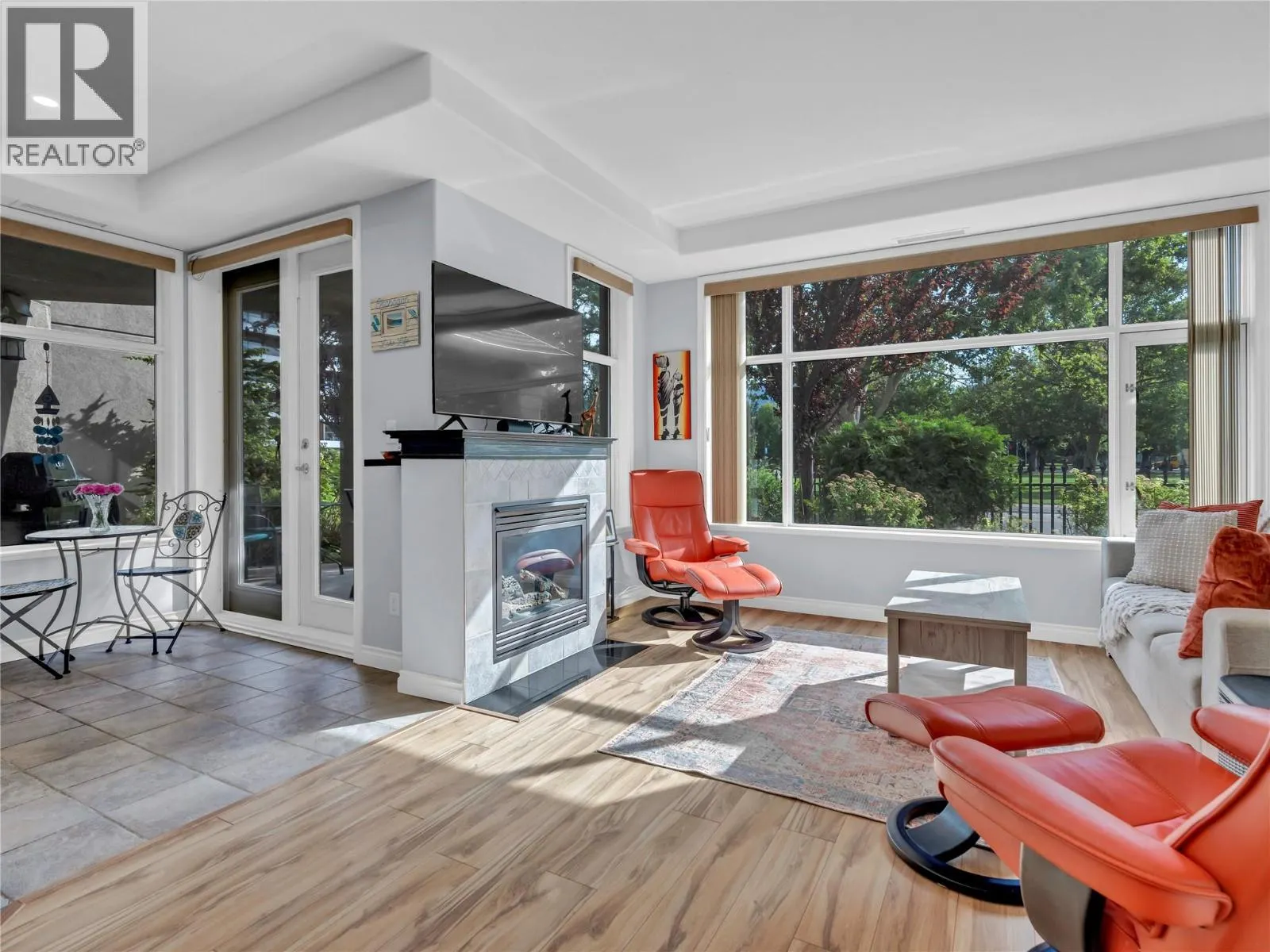 100 LAKESHORE Drive W Unit# 111