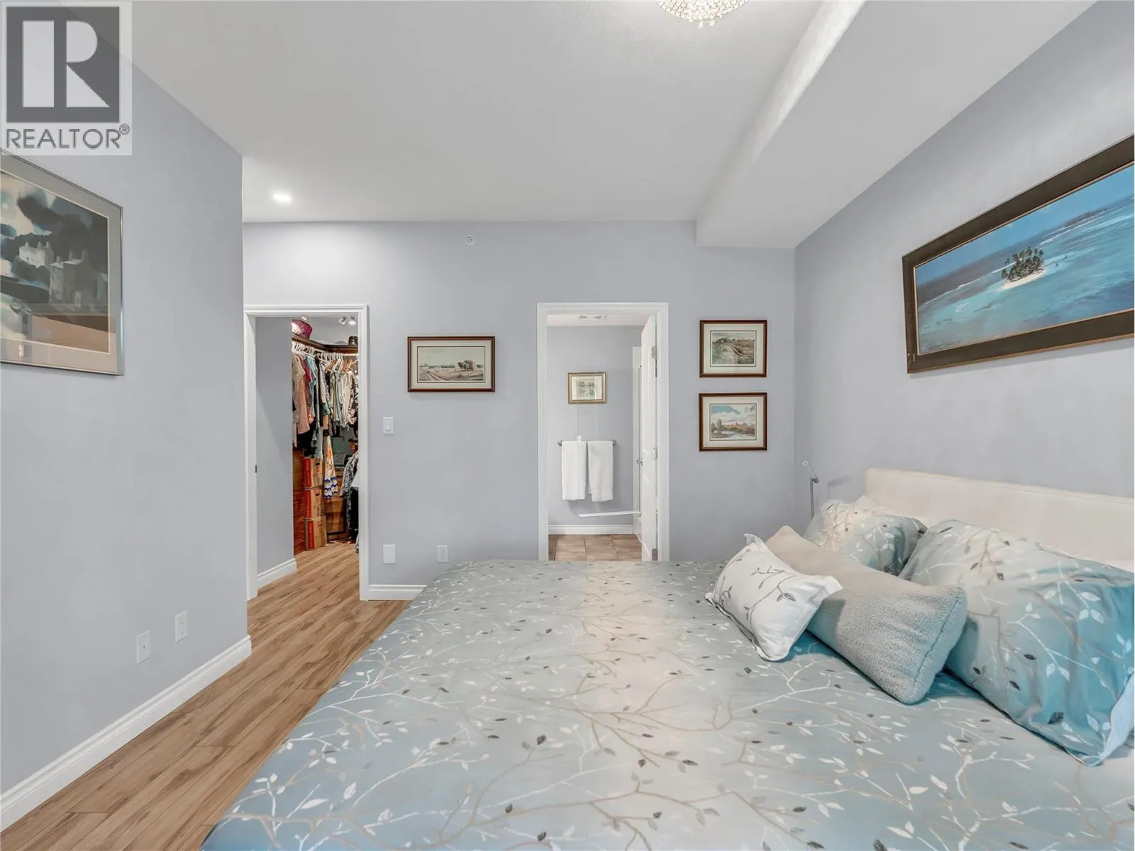 100 LAKESHORE Drive W Unit# 111