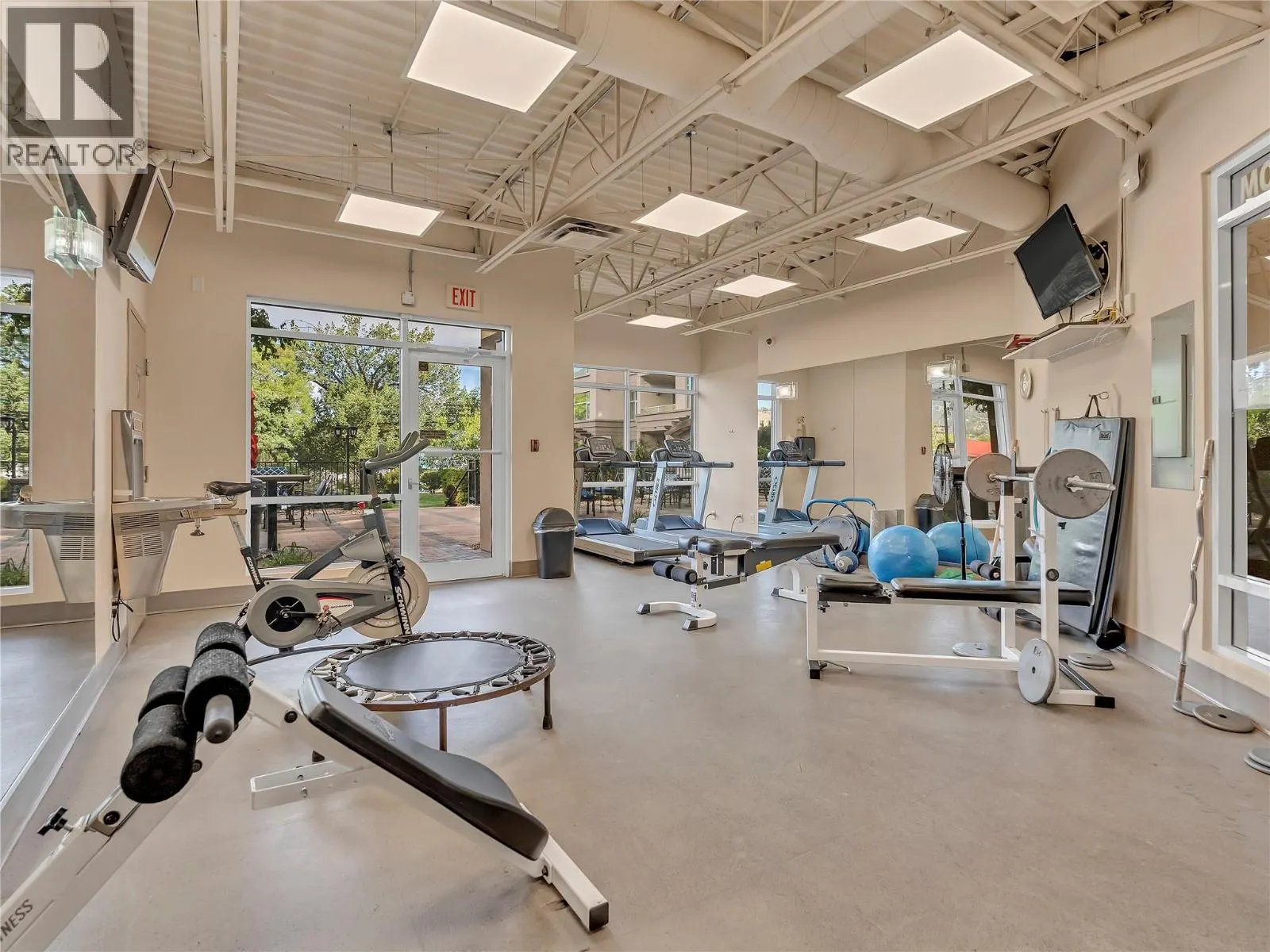 100 LAKESHORE Drive W Unit# 111