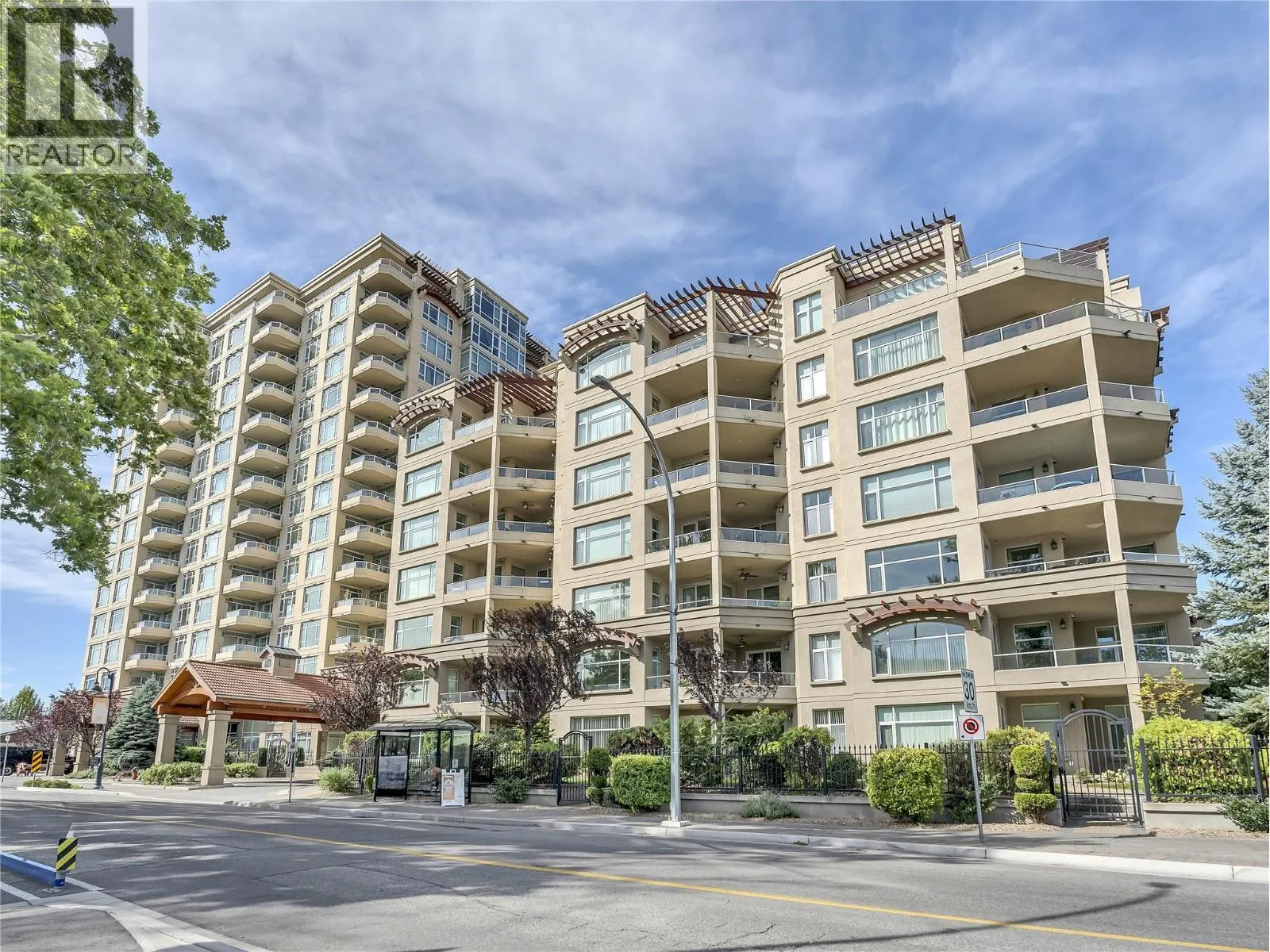 100 LAKESHORE Drive W Unit# 111