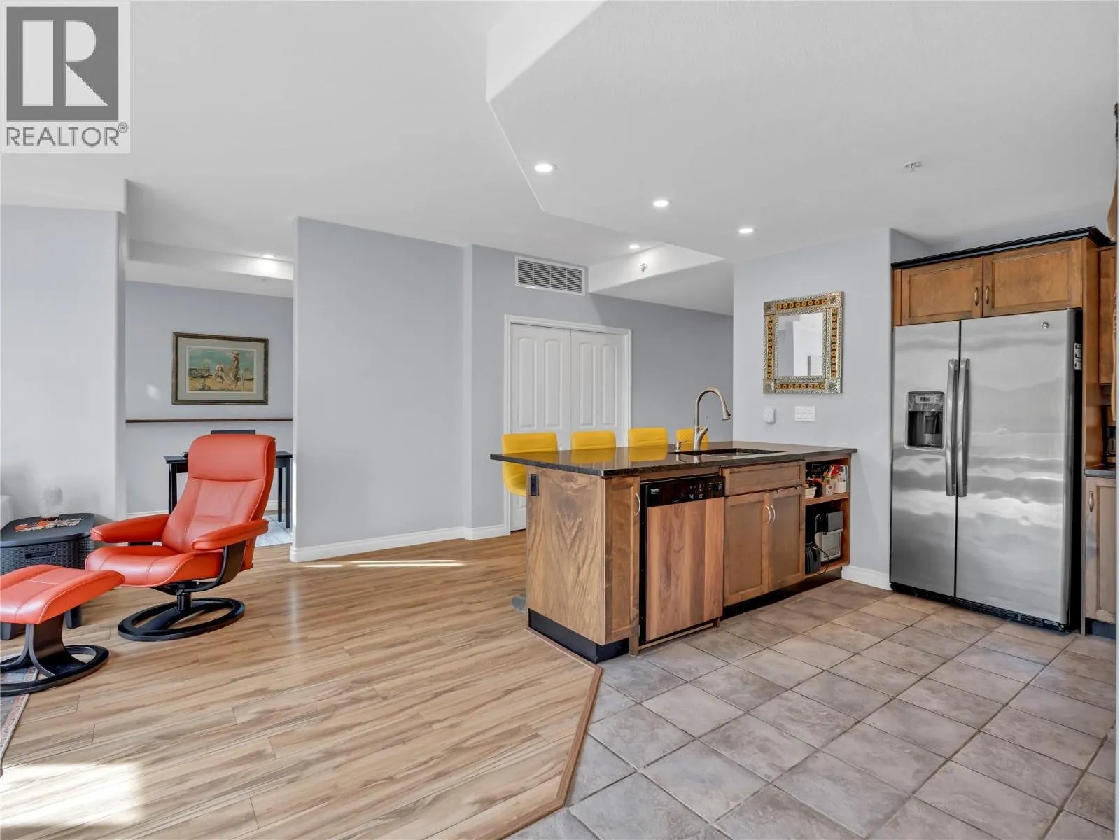 100 LAKESHORE Drive W Unit# 111