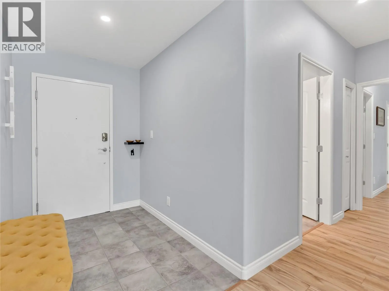 100 LAKESHORE Drive W Unit# 111