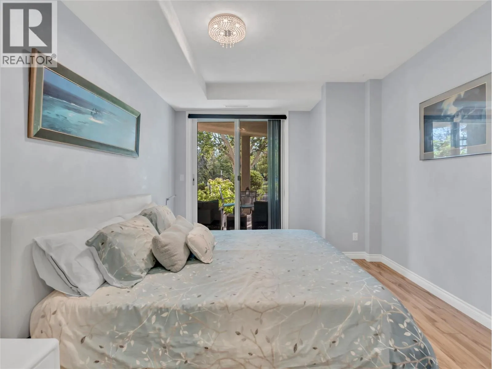 100 LAKESHORE Drive W Unit# 111