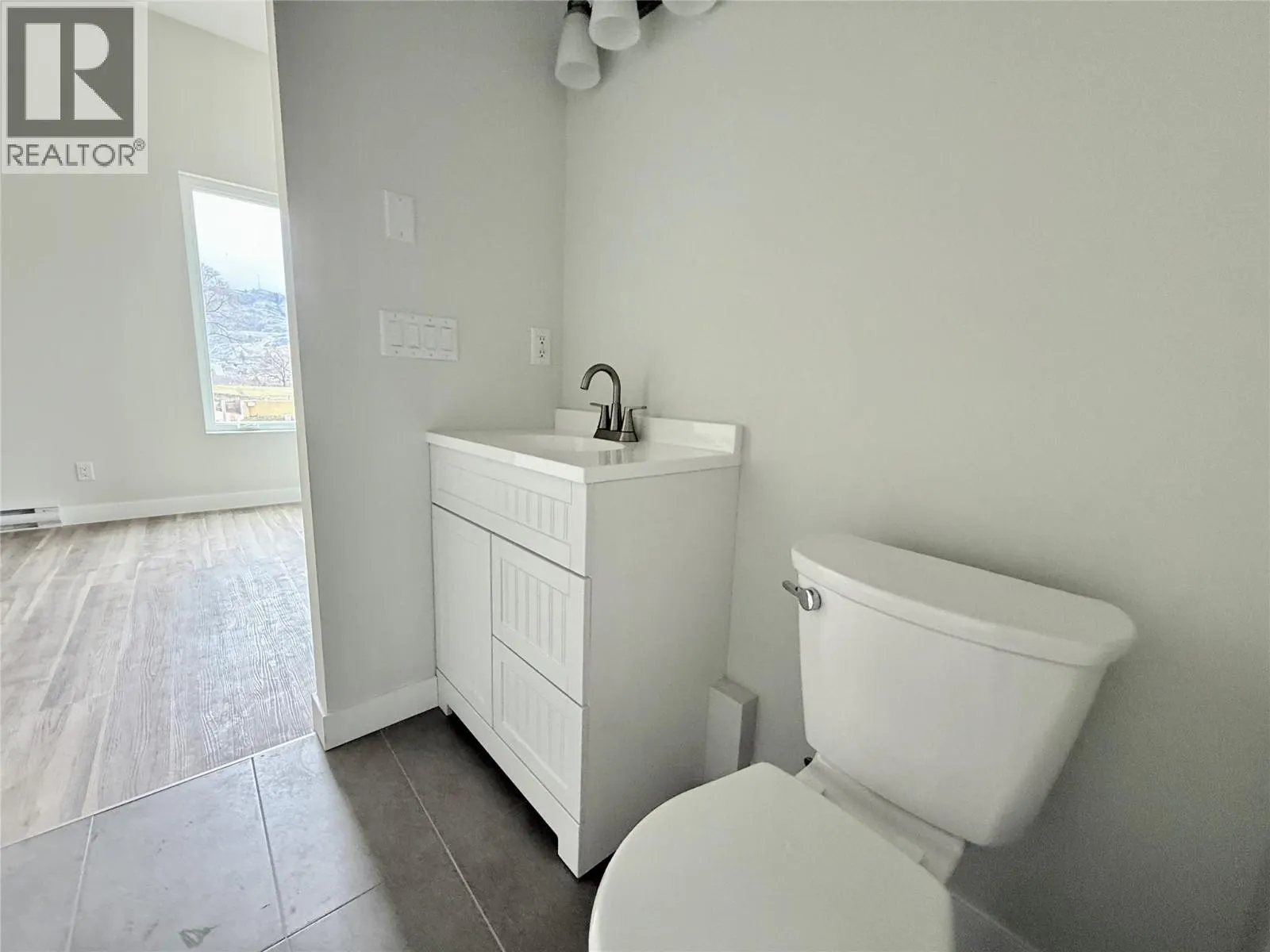 937 SPILLWAY Road Unit# 104