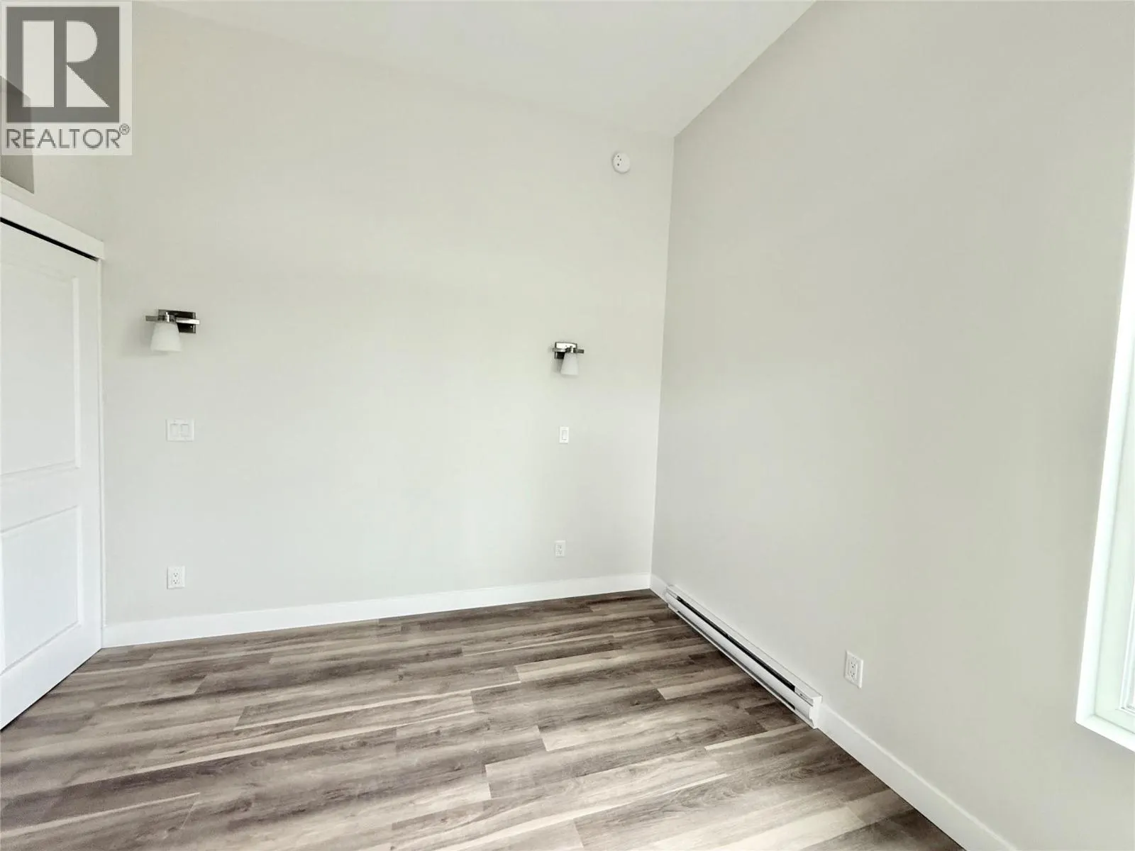 937 SPILLWAY Road Unit# 104
