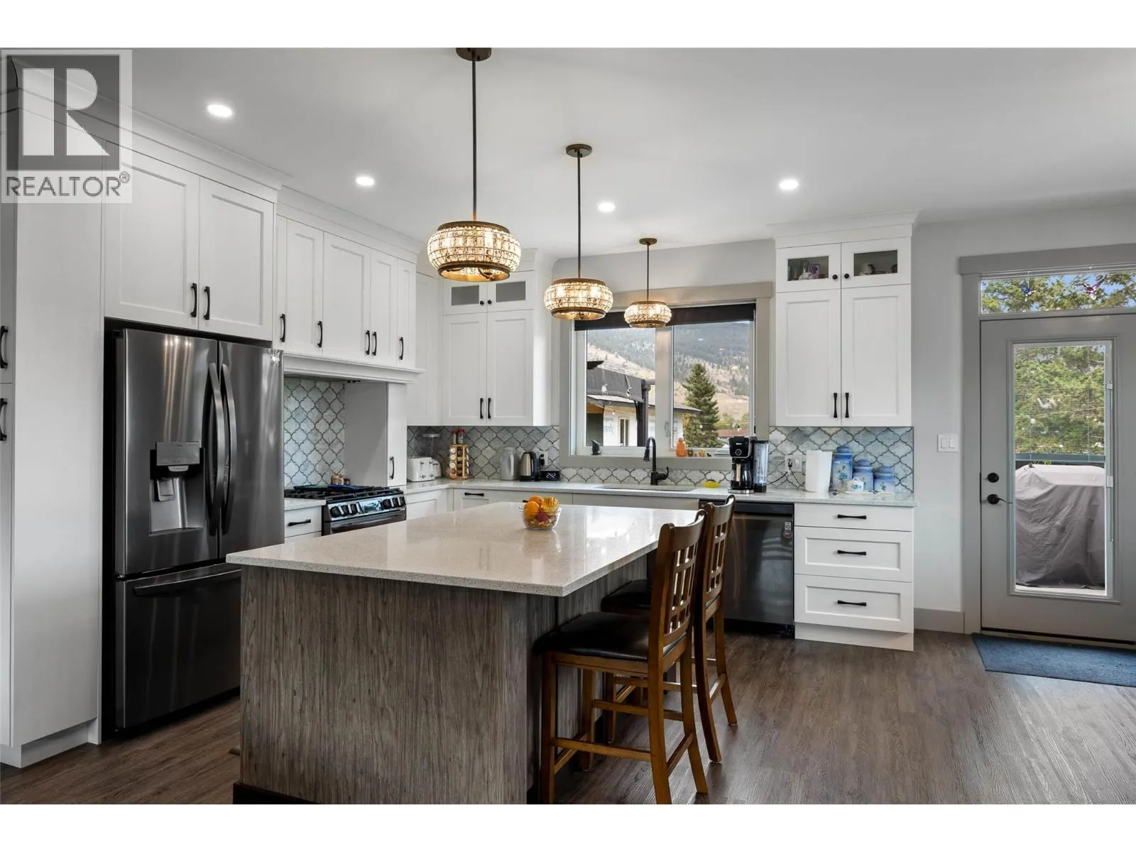 2016 Birch Avenue