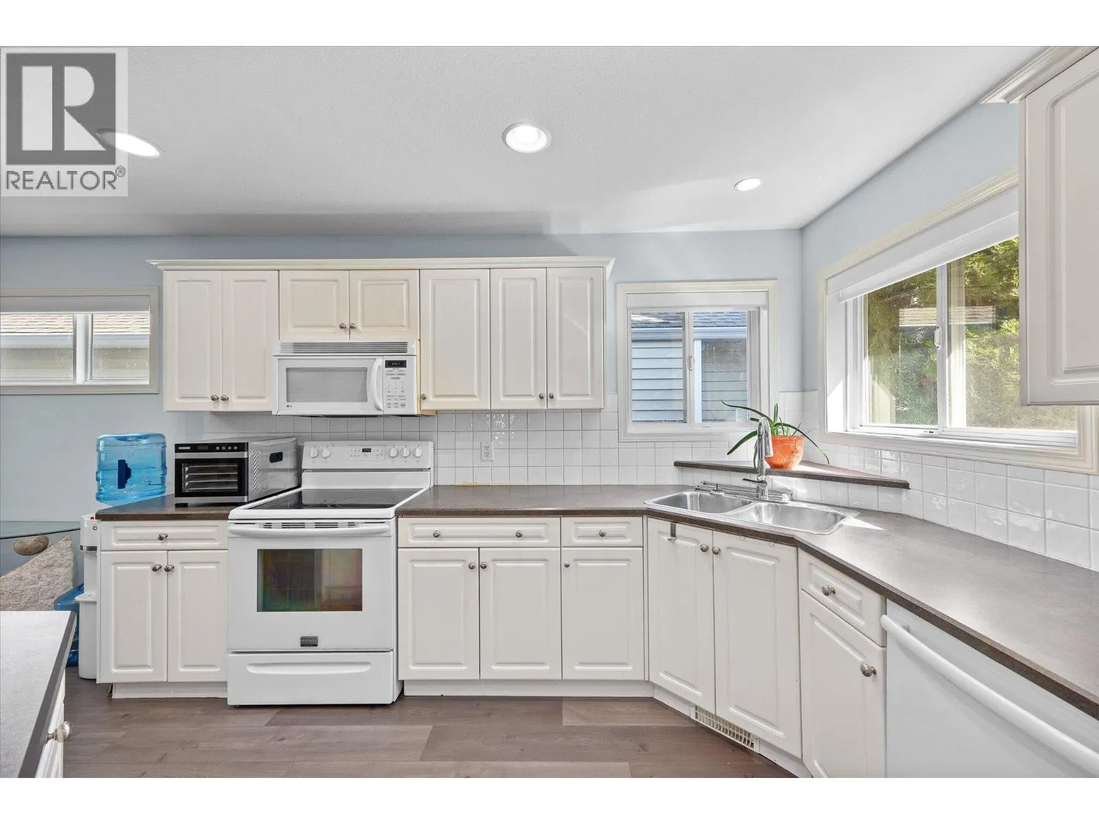 665 Cook Road Unit# 351