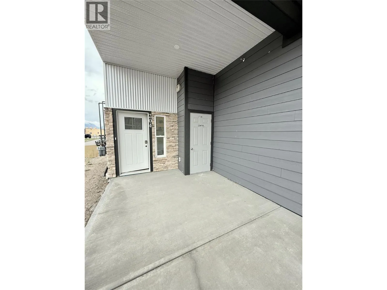 937 SPILLWAY Road Unit# 204