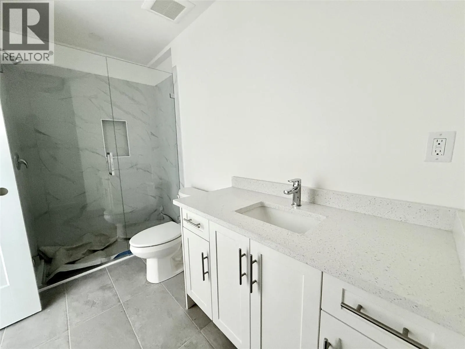 937 SPILLWAY Road Unit# 204